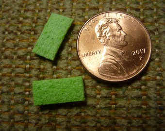 Playscale Green Sponges Dollhouse Miniature 1/6 Scale set of 2