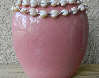 Ceramic Vase Shell Pink embellished with seashells, large vase