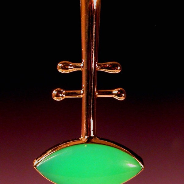 Chrysoprase Pendant in 18 karat gold