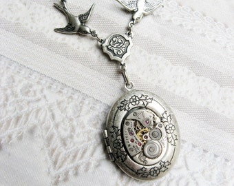 Elgin Victoriana Locket Silver Necklace Pendant Birds Keepsake Christmas Gift Steampunk