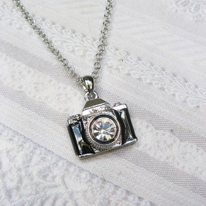 Camera Necklace - THE PHOTOGRAPHER  - Jewelry by BirdzNbeez - Wedding Birthday Bridesmaids Photographer Gift