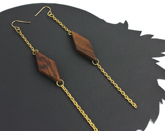 Wood Diamond & Gold Chain Shoulder Sweeping Earrings