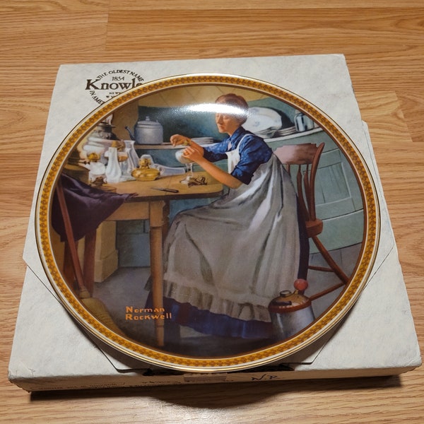 Edwin M Knowles Norman Rockwell Working In The Kitchen Vintage Collectable Plate Ninth In The Rockwell's Rediscovered Women Fine China Dish