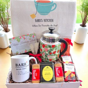 Personalized Tea Gift Box - Custom Name Bridesmaid Gift - Cozy Self Care Package for Tea Lover*FREE SHIPPING