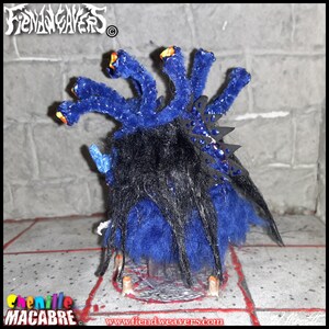 BEHOLDER Pipe Cleaner Miniature image 3