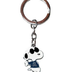 Llavero SNOOPY JOE COOL Charm Peanuts Personaje Llavero Anillo o Monedero Mochila Chaqueta Bolso Bolso de Pañales Charm Billetera Etc Accesorio