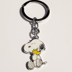 LLavero de SNOOPY y WOODSTOCK con el personaje Peanuts Snuggles, llavero, anillo o bolso, mochila, chaqueta, bolso, billetera, etc. Accesorio n.° 1