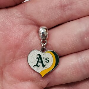 Colgante deslizante con dije de béisbol de los OAKLAND A's para pulseras, collares, joyas, etc. Me encanta el béisbol. Bricolaje