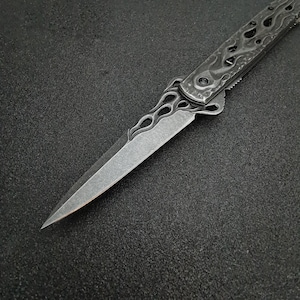 Flame Design Tactical Folding Knife for Men – Outdoor Tool, Gift for Him, Black Steel Blade, Fire Engraving