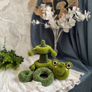 Modello all'uncinetto di rana piramidale, peluche amigurumi, modello all'uncinetto di rana impilabile in PDF, modello all'uncinetto di piramide per bambini, giocattolo amigurumi a forma di rana, Mo