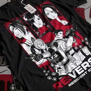 Könnte beinhalten: Schwarzes T-Shirt mit einer weißen Grafik von Charakteren aus der Resident Evil Videospielserie. Die Grafik enthält den Text "RE:VERSE RESIDENT EVIL".