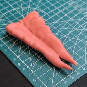 Fursuit 3D-printed Sergal Tongue