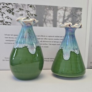 Unique Handmade Green Mini Ceramic Flower Vase - Gift for Vase Lovers bild 14