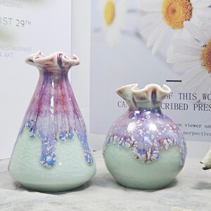 Unique Handmade Green Mini Ceramic Flower Vase - Gift for Vase Lovers bild 7