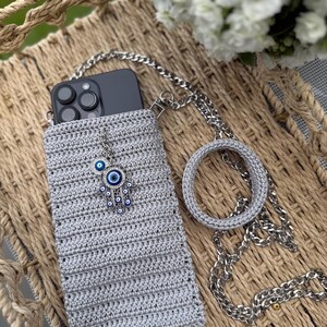 Crossbody phone bag