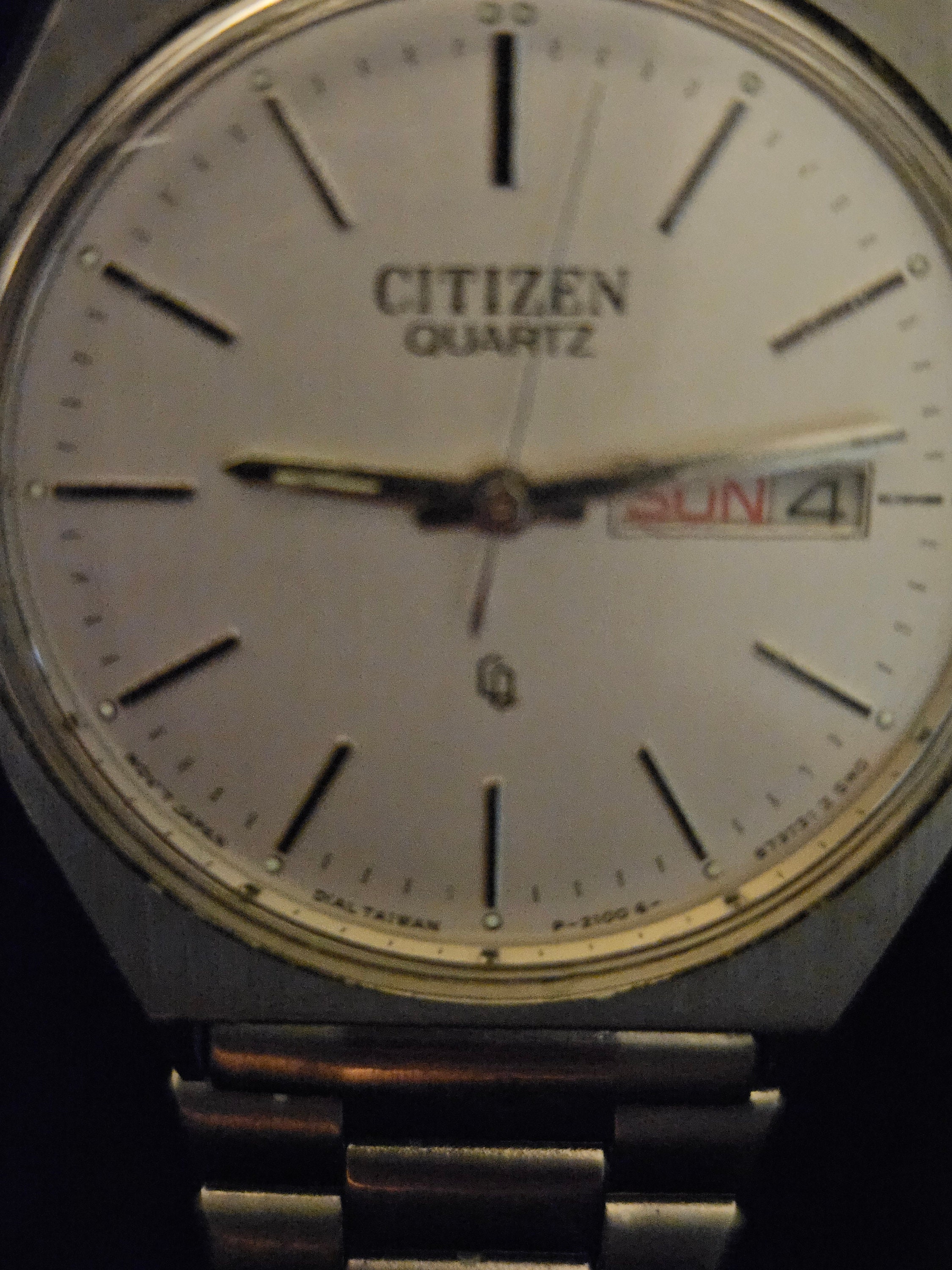Vintage Citizen Quartz Watch. Day Date With Both English and