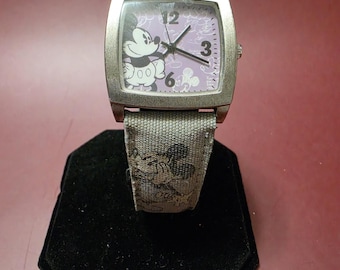 Reloj Mickey Mouse de edición limitada vintage en funcionamiento