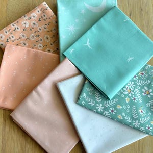 CURATED 7 FQ BUNDLE - Art Gallery Fabrics