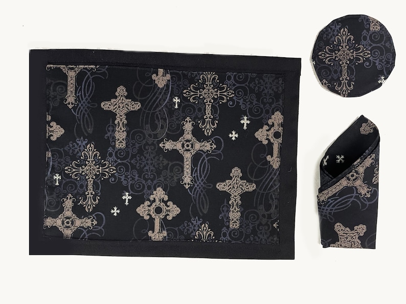 Gothic Place Setting set Crosses. image 1