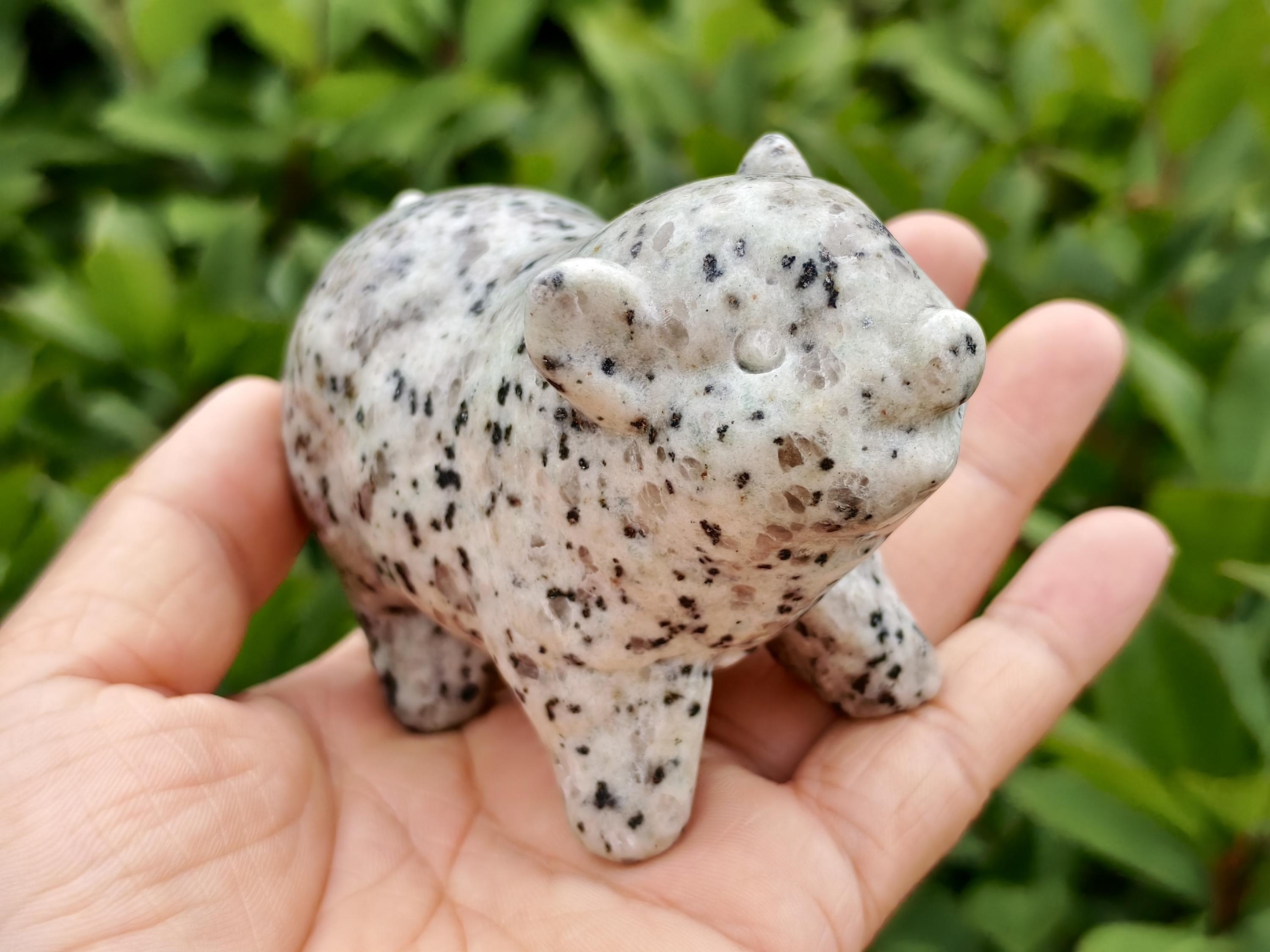 キウイジャスパーの豚の置物：クリスタル動物装飾、レイキヒーリング