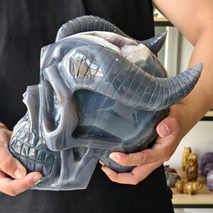 Superb Amethyst Agate Geode Skull Carvings, Crystal Skull, Skillful Crystal Sculpture, Home Decor, Natural Agate Skull Gift