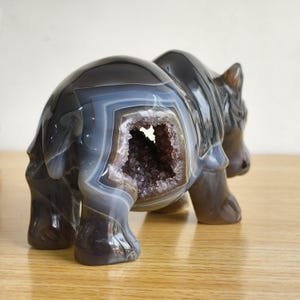 Amethyst Agate Geode Hippo Sculpture: Crystal Animal Carving, Home Decor, Gifts For Friends