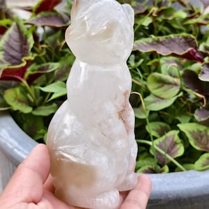 Agate Geode Bear Figurine: Natural Crystal Carving, Home Decor