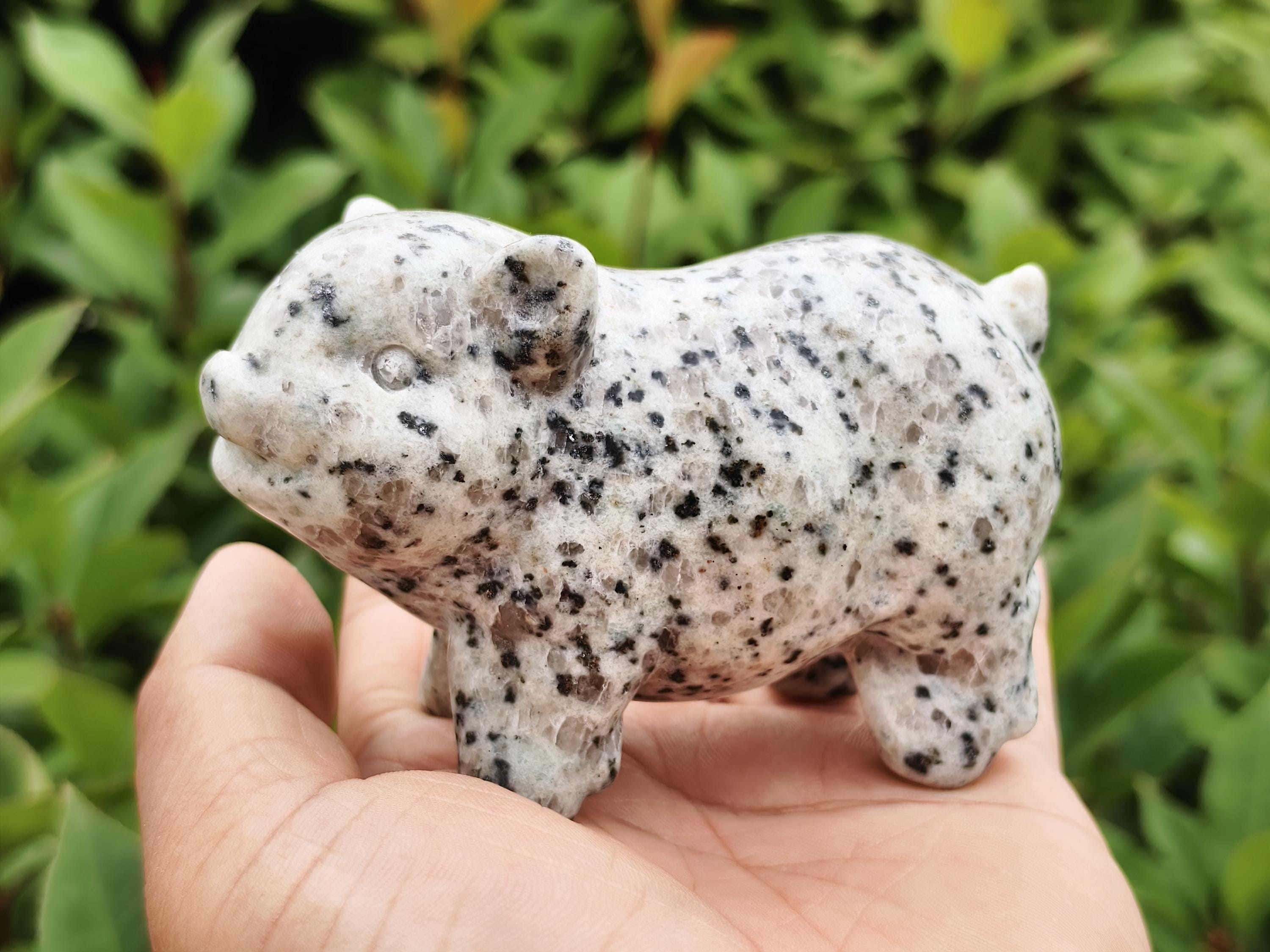 キウイジャスパーの豚の置物：クリスタル動物装飾、レイキヒーリング