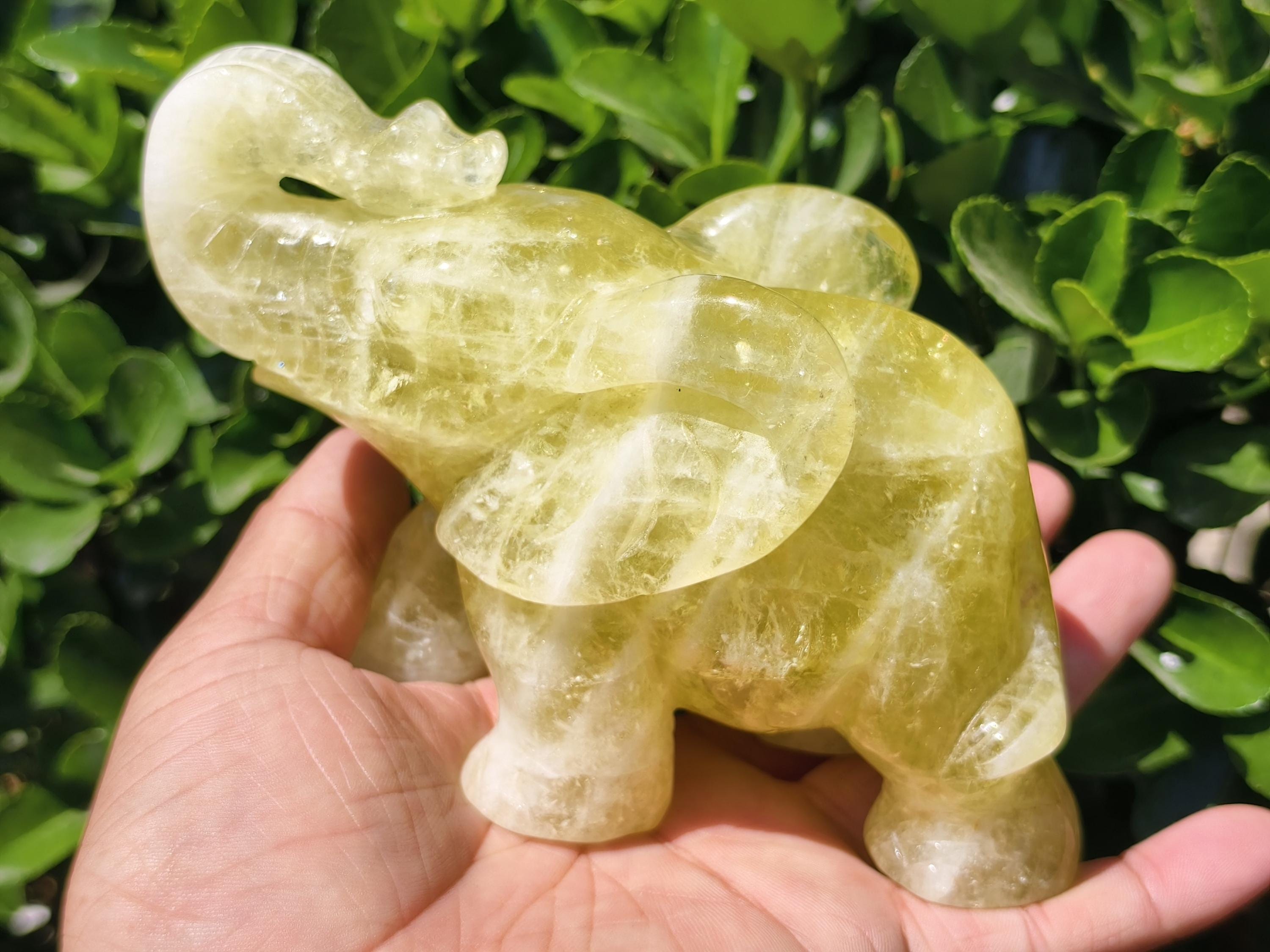 象の置物 天然石素材 天然シトリンの象の置物：癒しのクリスタル装飾 - Etsy 日本
