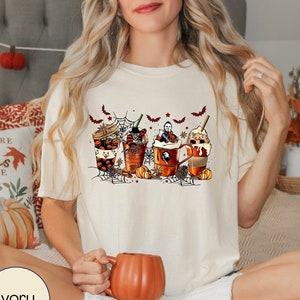 Comfort Color Halloween Shirt - Cute Halloween Shirt - Vintage Ghost Halloween Shirt - Retro Fall Shirt - Fall Shirt - Halloween Women&#39;s Tee
