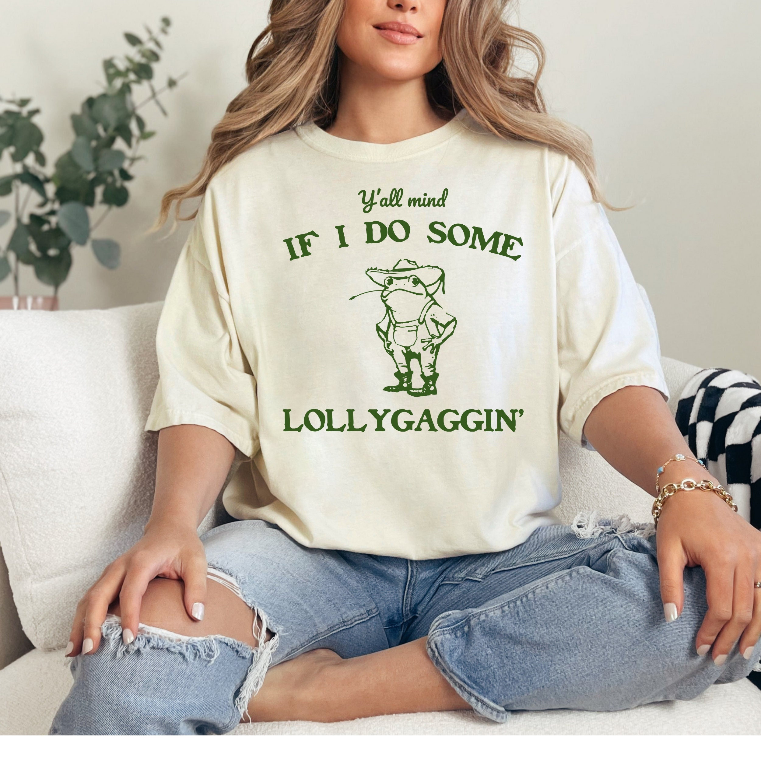 Y'all Mind If I Do Some Lollygaggin T-shirt - Vintage Frog Graphic
