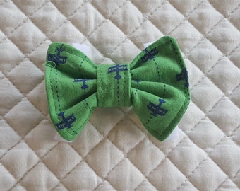 Pet Bow Tie, Airplanes on green background, Bow Tie For Dogs, Dog Accessories, Fashion Dog,  Cats, Preppy Pets