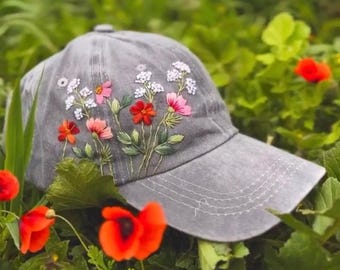 Floral Embroidered Baseball Cap: Custom Daisy Design, 100% Cotton