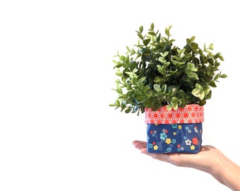 Floral fabric plant cozy with faux plant - blue flower print planter - blue and red reversible fabric plant pot