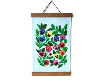 Spring pansies fabric wall hanging - Pansy floral fabric wall art - Colorful pansy flower wall tapestry with wooden magnetic hangers