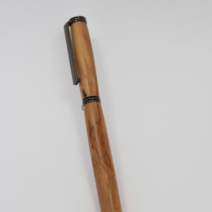 Handgedrechselter Füllfederhalter aus exotischem Apfel Holz• Unikat Geschenk • Valentinstag Geschenkidee • Weihnachtsgeschenk