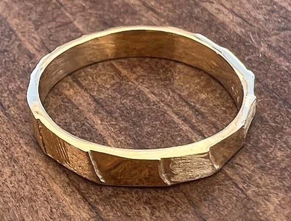 Ripple Ring