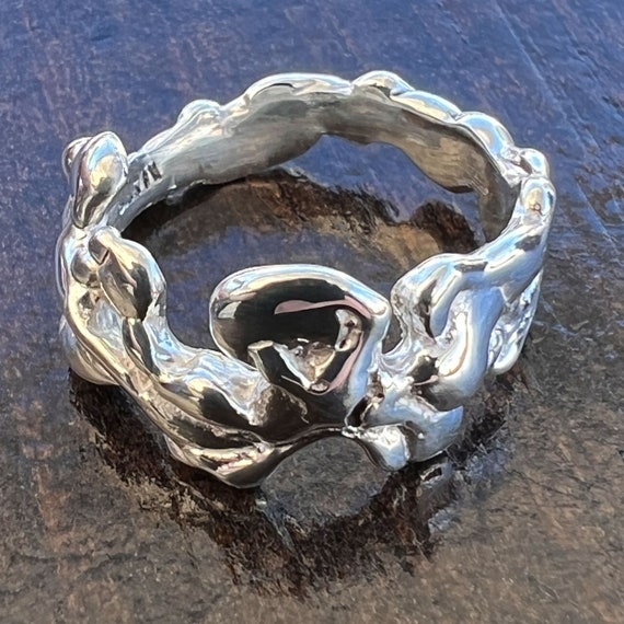 Crazy River Ring