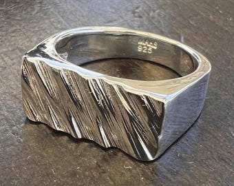 Sequoia Signet Ring
