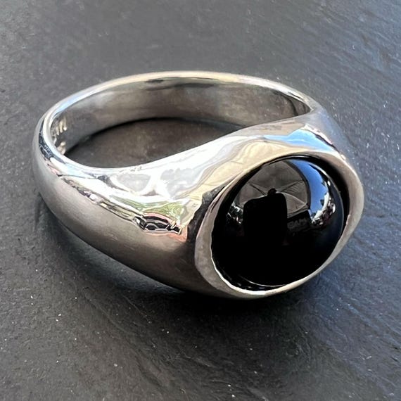 Sultan Ring with Black Onyx