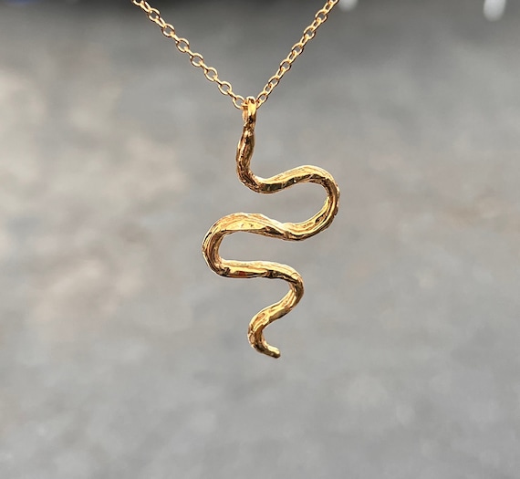 Cuttlebone Snake Necklace