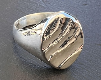 Surf Signet Ring