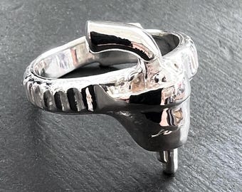 The Pistol Ring
