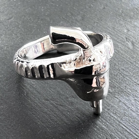 Pistol Ring
