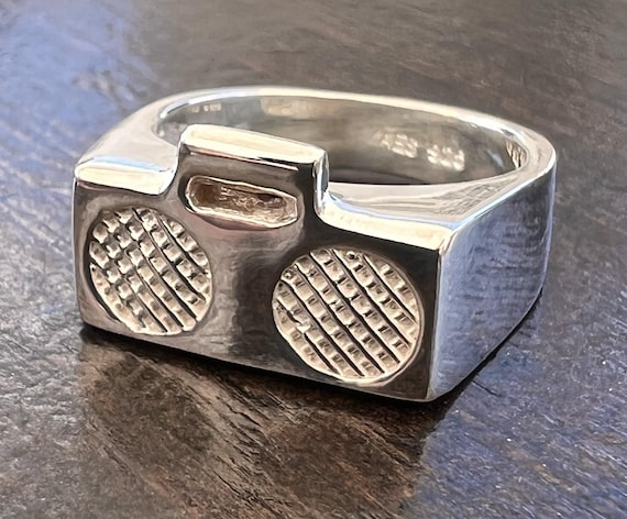 Boombox Signet Ring