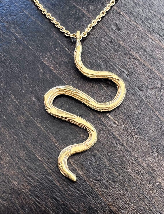 The Cuttlebone Snake Necklace