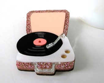 Laser Cut Acrylic Turntable Brooch: Vintage Record Player Pin