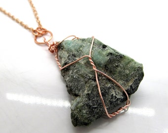Emeraude Necklace - boho wire wrapped rough emerald pendant necklace