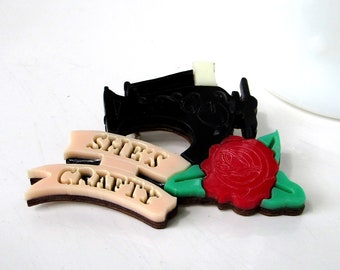 She's Crafty Brooch - laser cut acrylic antique sewing machine brooch