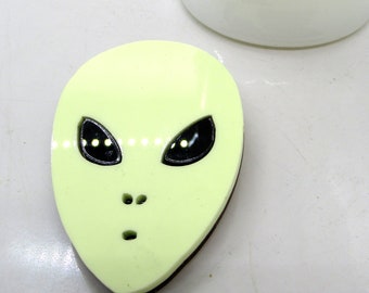 Alien Brooch - laser cut layered acrylic brooch - Alien head